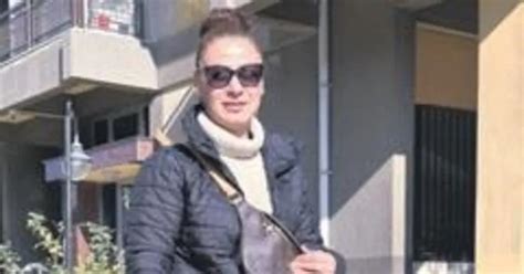 A­p­a­r­t­m­a­n­ ­y­ö­n­e­t­i­c­i­s­i­ ­k­a­d­ı­n­ ­b­ı­ç­a­k­l­a­n­d­ı­ ­-­ ­Y­a­ş­a­m­ ­H­a­b­e­r­l­e­r­i­